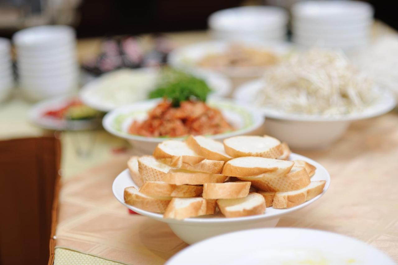 Hoang Yen 2 Hotel Thu Dau Mot Экстерьер фото